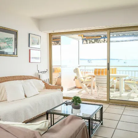 Apartment Laperouse *