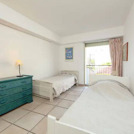 Laperouse Apartment *